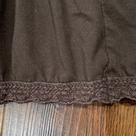 Bundle of Two Brown Vintage Midi-Skirts - Picture 2 of 3